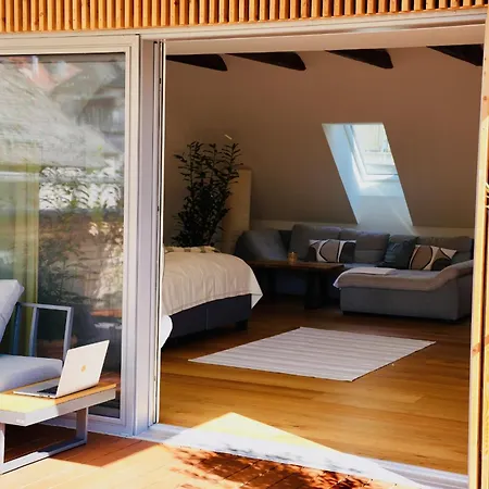 Exklusive Dachgeschoss-suite Mit Sauna & Terrasse