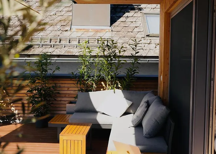 Apartment Exklusive Dachgeschoss-suite Mit Sauna & Terrasse *