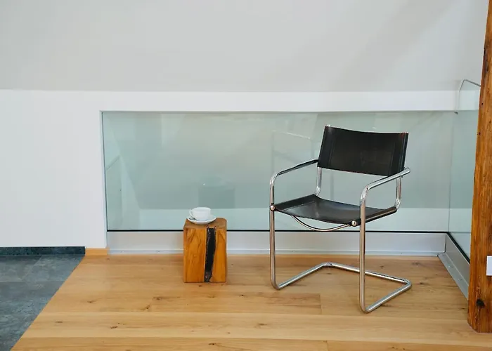 Apartment Exklusive Dachgeschoss-suite Mit Sauna & Terrasse *