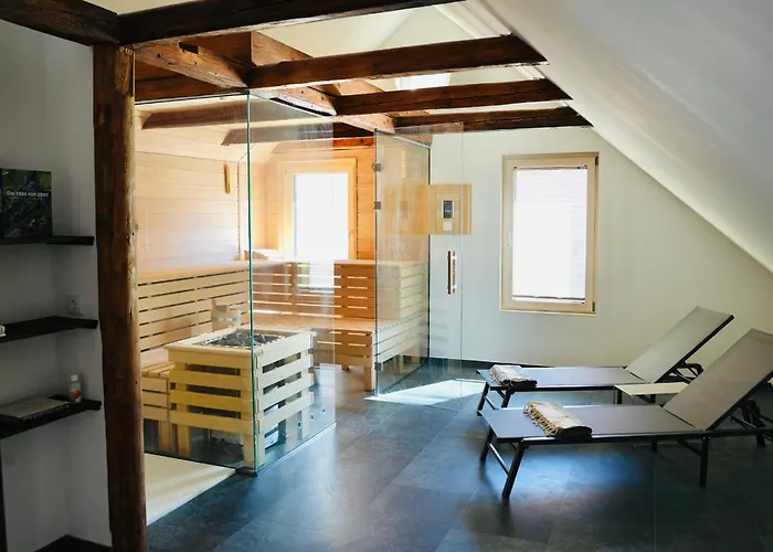 Exklusive Dachgeschoss-suite Mit Sauna & Terrasse *